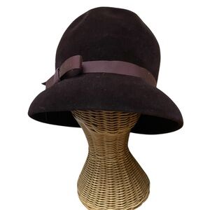 Amy New York Vintage Brown Cloche Hat With Ribbon 50s/60s Era Fall Velvet